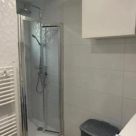 Niko, Near Beach, Free Parking, Wi-fi Apartment *