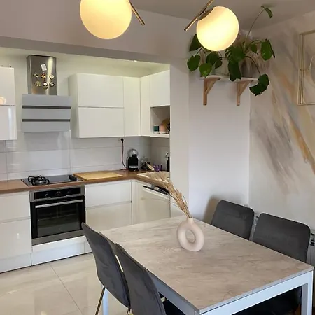 Niko, Near Beach, Free Parking, Wi-fi Apartment *